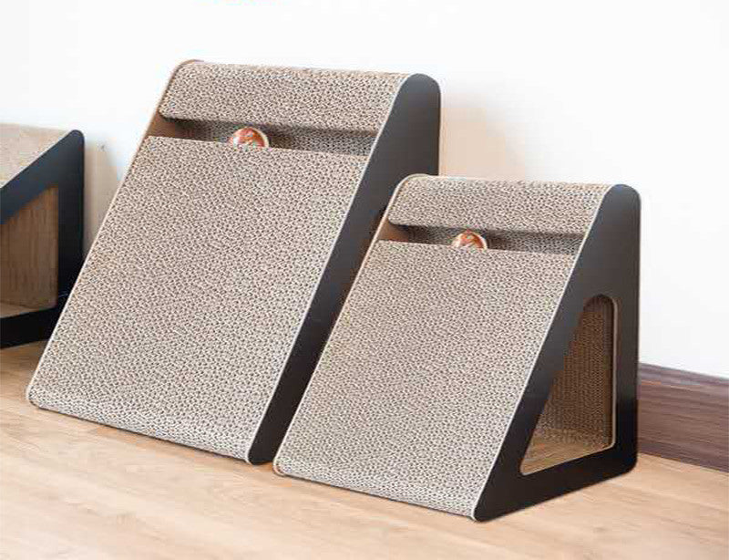 Kitty Triangle Claw Sharpenor Hideout
